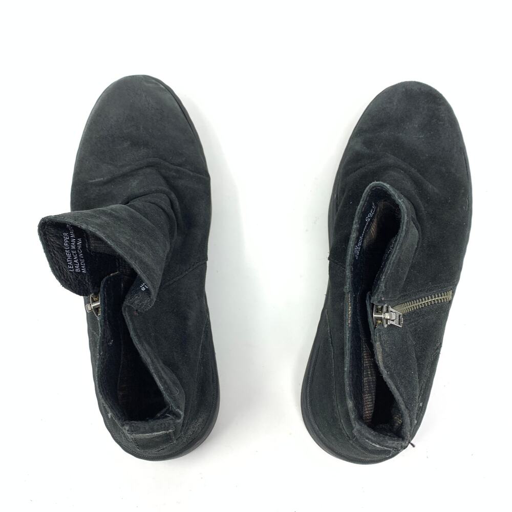 Born Women's Size 7 Scone Distressed Suede Ankle Booties Round Toe Black - Picture 5 of 7